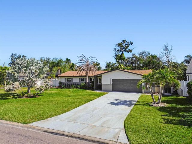 3197 WALNUT STREET NE, St Petersburg, FL 33704