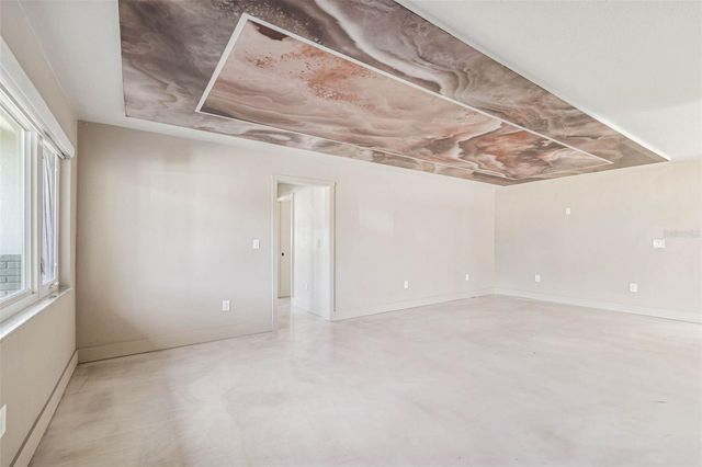 3197 WALNUT STREET NE, St Petersburg, FL 33704