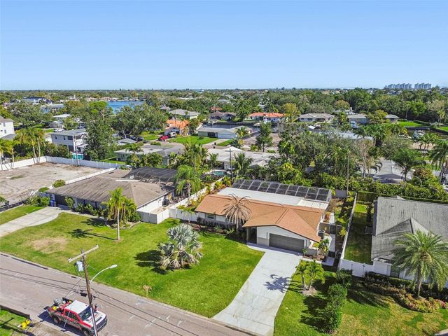 3197 WALNUT STREET NE, St Petersburg, FL 33704