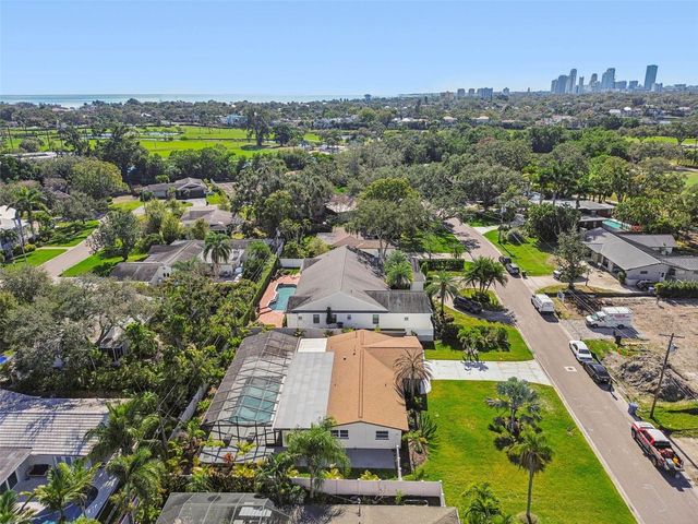 3197 WALNUT STREET NE, St Petersburg, FL 33704