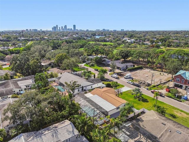 3197 WALNUT STREET NE, St Petersburg, FL 33704