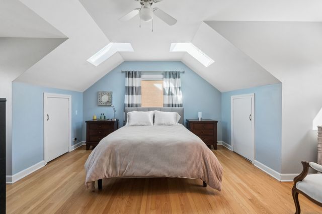 6831 N Kilpatrick Avenue, Lincolnwood, IL 60712