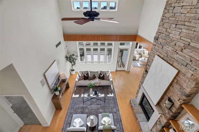 12874 Goodson Road, Des Peres, MO 63131