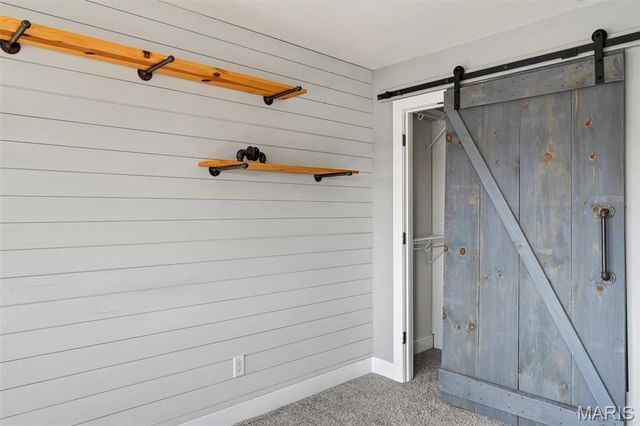 12874 Goodson Road, Des Peres, MO 63131