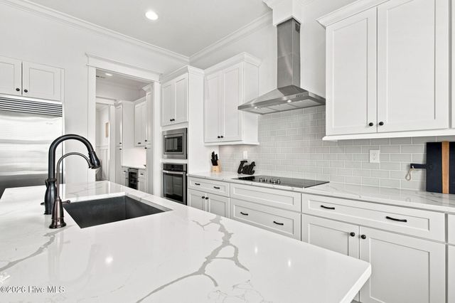510 Seafarer Drive, Carolina Beach, NC 28428
