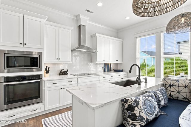 510 Seafarer Drive, Carolina Beach, NC 28428
