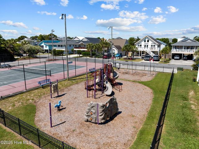 510 Seafarer Drive, Carolina Beach, NC 28428
