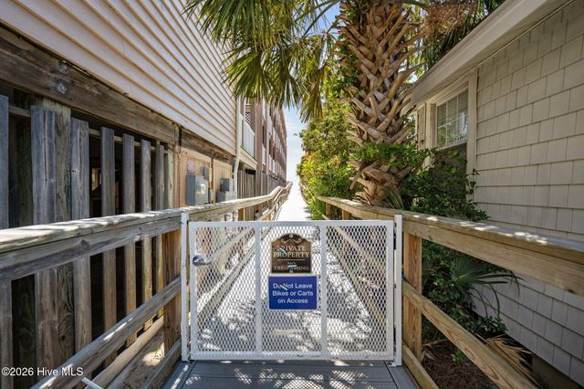 510 Seafarer Drive, Carolina Beach, NC 28428