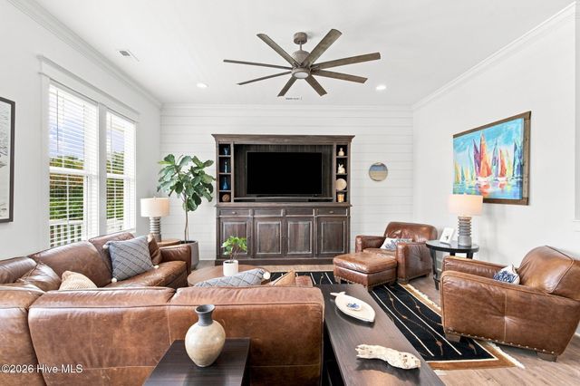 510 Seafarer Drive, Carolina Beach, NC 28428