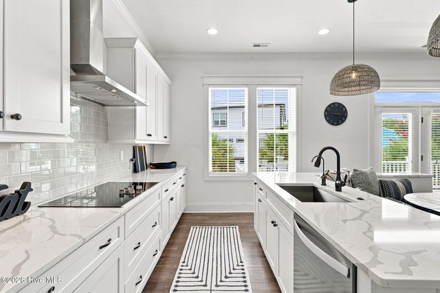 510 Seafarer Drive, Carolina Beach, NC 28428