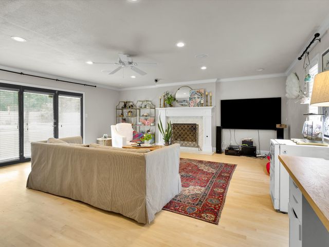 6004 Ken Avenue, Arlington, TX 76001