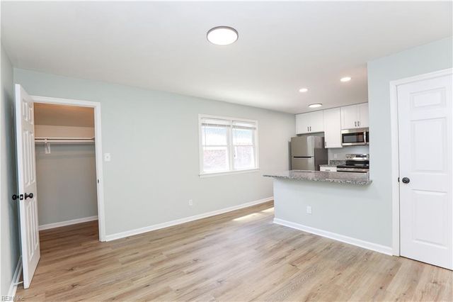 2709 Azalea Garden Rd Apt B3, Norfolk, VA 23513