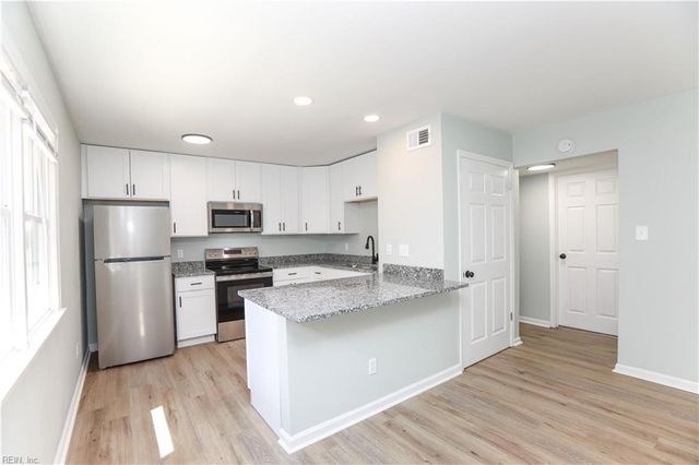 2709 Azalea Garden Rd Apt B3, Norfolk, VA 23513