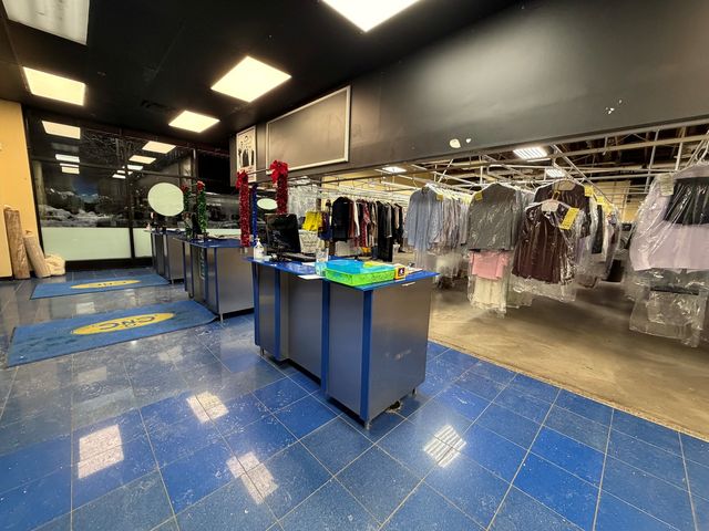 317-351 E Dundee Road, Palatine, IL 60074