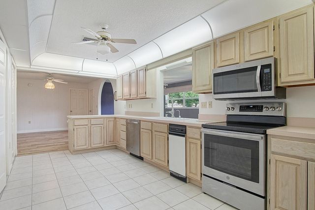 2321 SW 3rd Court, Okeechobee, FL 34974