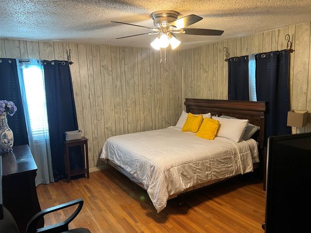 2112 N Washington Ave, Odessa, TX 79761