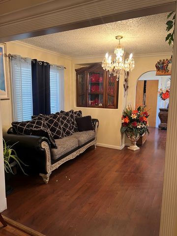 2112 N Washington Ave, Odessa, TX 79761