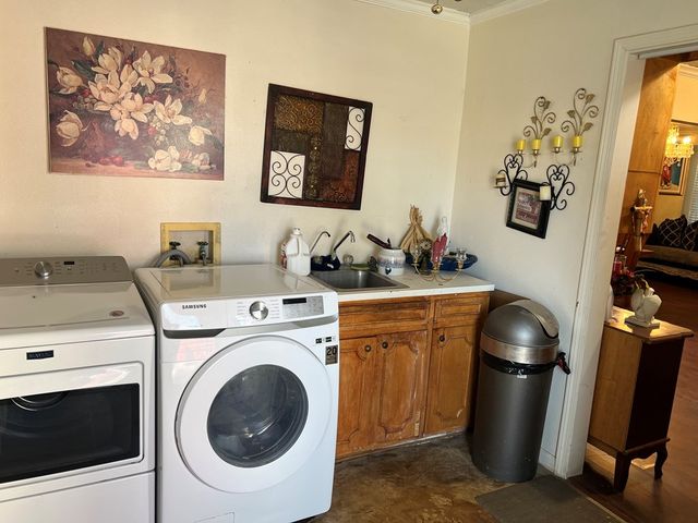 2112 N Washington Ave, Odessa, TX 79761