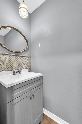 1302 Speight Avenue, Waco, TX 76706
