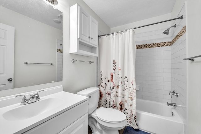 1302 Speight Avenue, Waco, TX 76706