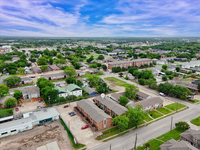 1302 Speight Avenue, Waco, TX 76706