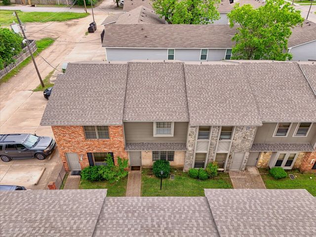 1302 Speight Avenue, Waco, TX 76706