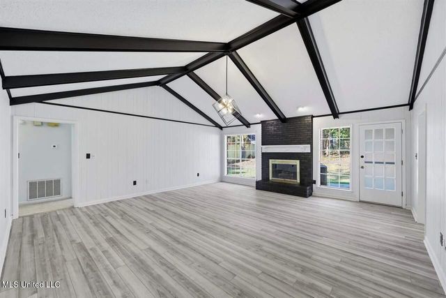 1534 Tracewood Drive, Jackson, MS 39211