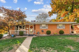 125 Columbus, Belleville, IL 62226