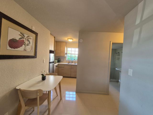 1007 SE 2nd Court 1-, Fort Lauderdale, FL 33301