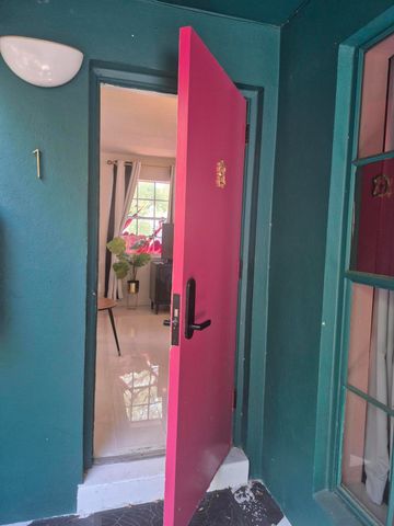 1007 SE 2nd Court 1-, Fort Lauderdale, FL 33301