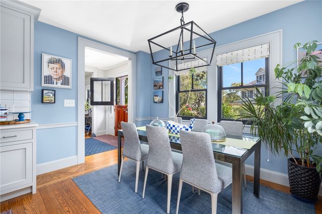 41 Hunter Avenue, Newport, RI 02840