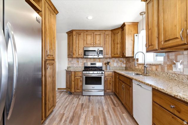 545 E 350 S, Clearfield, UT 84015