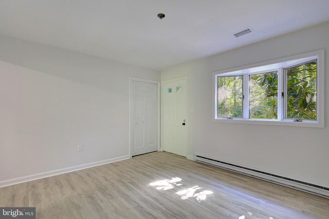 6664 OLD SOLOMONS RD, Friendship, MD 20758