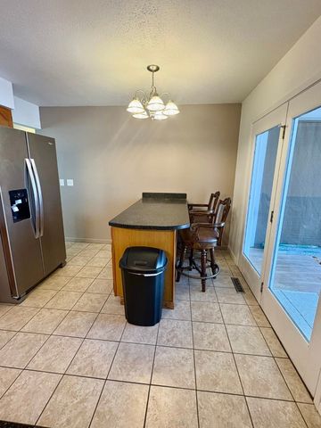 605 12th Avenue NW, Altoona, IA 50009