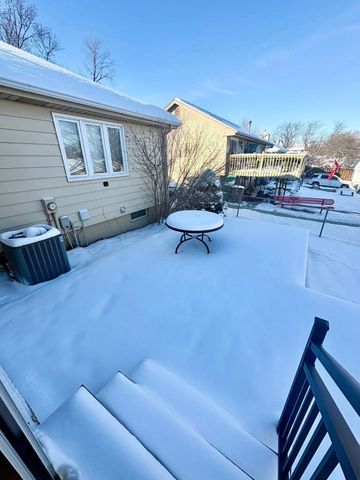 605 12th Avenue NW, Altoona, IA 50009