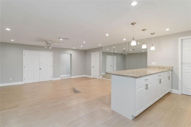 5823 22ND STREET W, Bradenton, FL 34207