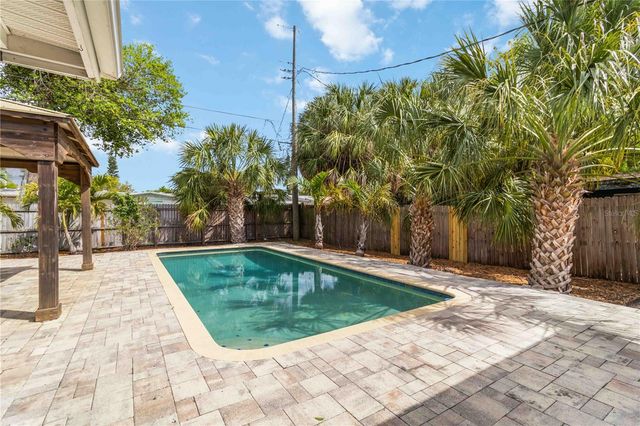 5823 22ND STREET W, Bradenton, FL 34207