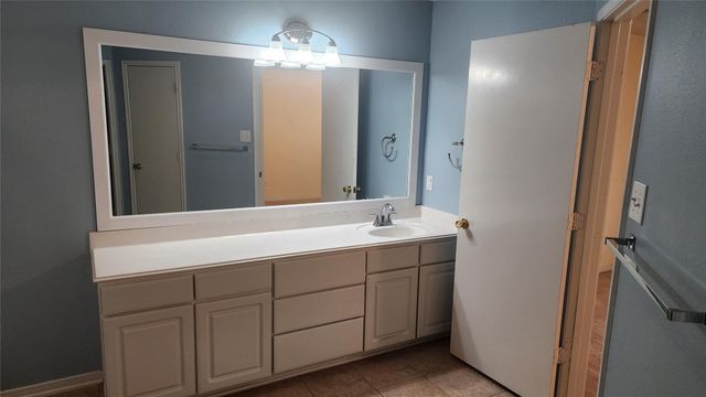 12214 Carriage Oak Circle, Humble, TX 77346