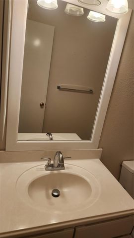 12214 Carriage Oak Circle, Humble, TX 77346