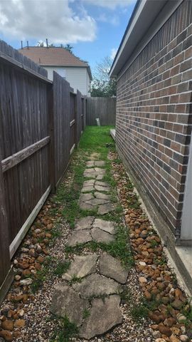 12214 Carriage Oak Circle, Humble, TX 77346