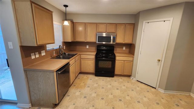 12214 Carriage Oak Circle, Humble, TX 77346