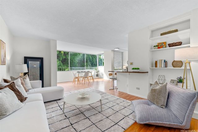 1400 Pensacola Street 505, Honolulu, HI 96822