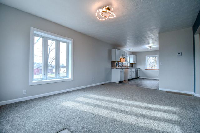 1885 Lake Road 1885 Lake Road, Medway, OH 45341