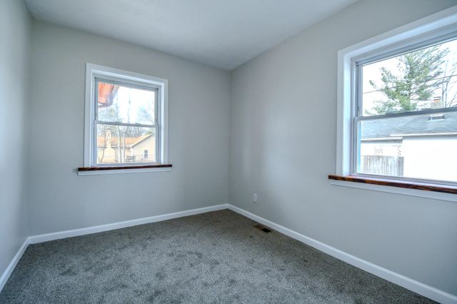 1885 Lake Road 1885 Lake Road, Medway, OH 45341