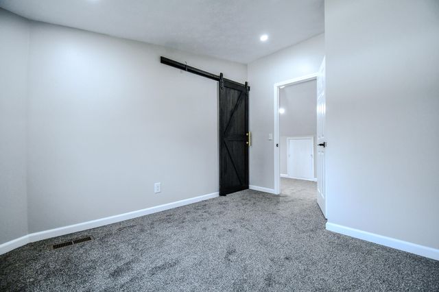 1885 Lake Road 1885 Lake Road, Medway, OH 45341