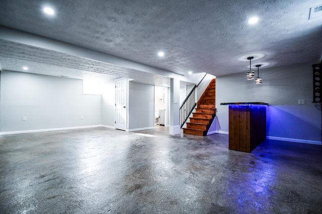 1885 Lake Road 1885 Lake Road, Medway, OH 45341