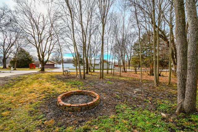 1885 Lake Road 1885 Lake Road, Medway, OH 45341