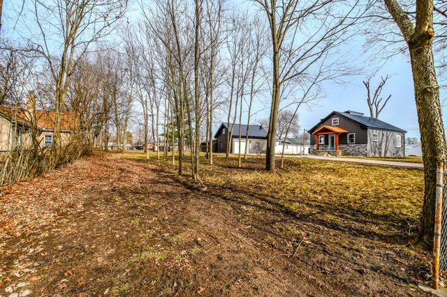 1885 Lake Road 1885 Lake Road, Medway, OH 45341