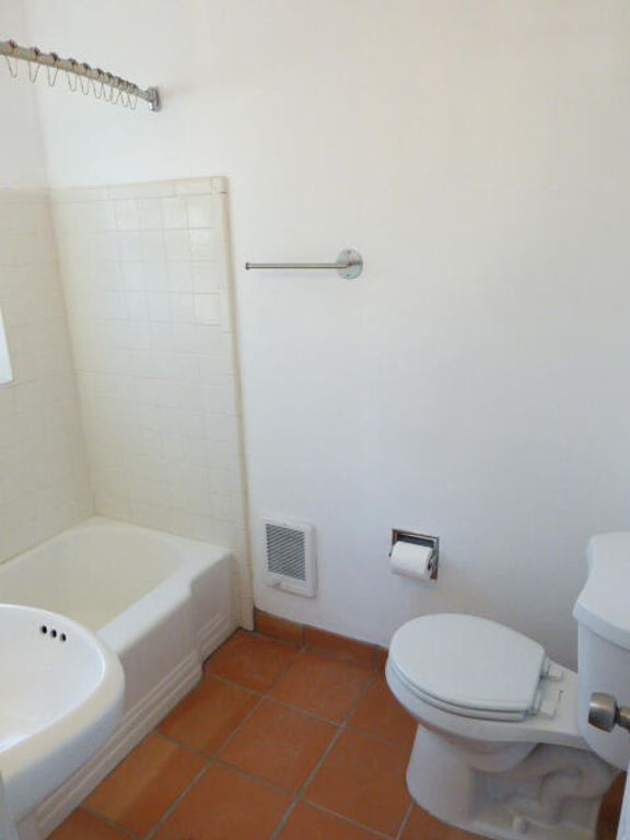 Image 31 of property listing at 3518 Eastern Avenue SE, Albuquerque, NM 87106