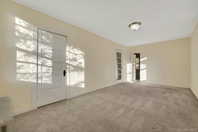 161 Washington Avenue, Pleasantville, NY 10570